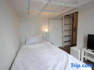 Diff Hostel - 69