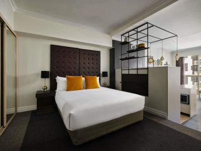 Mantra 2 Bond Street - 3