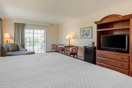 Ogunquit and Suites - 70