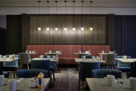 DoubleTree by Hilton Glasgow Central - 23