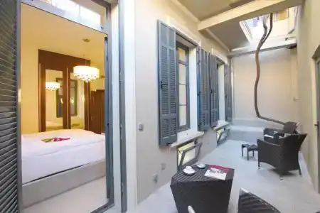 Golden Tulip Cannes De Paris - 263