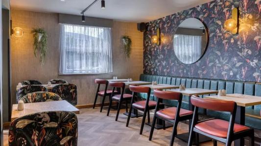 Premier Inn Newcastle - Holystone - 19