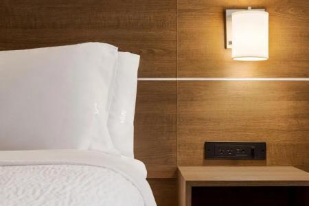 Holiday Inn Express Vancouver-Metrotown (Burnaby) - 44