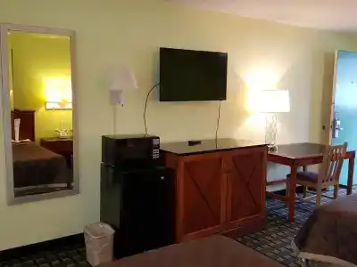 American Inn - 59