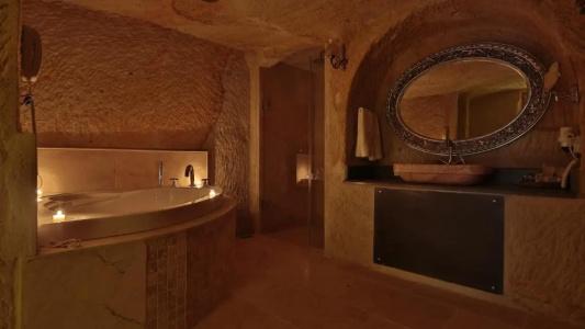 Golden Cave Suites - 58