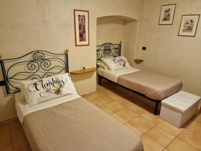 Vittoria Guest House Salerno - 56