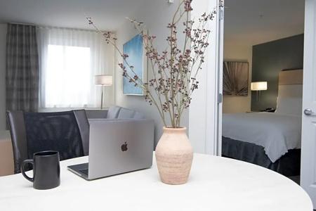 Candlewood Suites Miami Intl Airport - 36Th St, An Ihg - 86