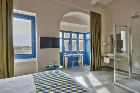 The British Suites - 1