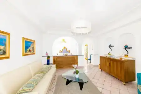 Eden Roc Suites - 147