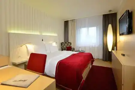 Best Western Premier Victoria - 33