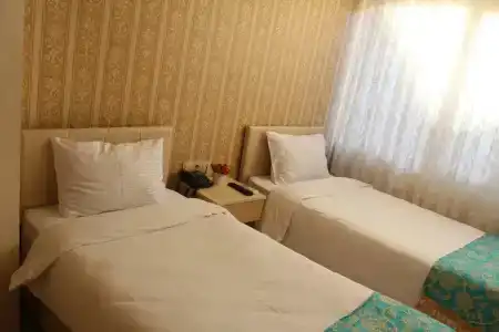 Omega Inn - 1