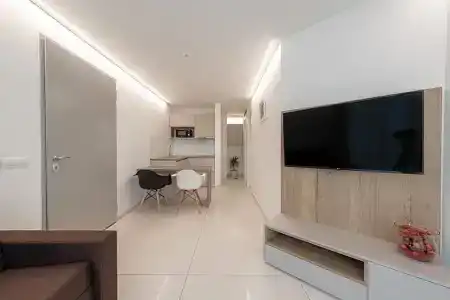 Joel Residence - 69
