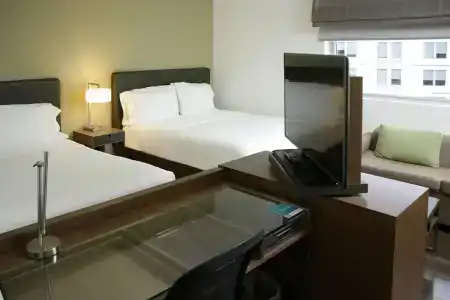 Element Miami Doral - 3