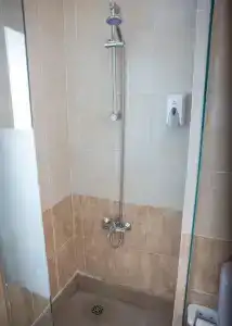 Redcon Suites - 213