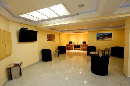 Elegance Praia - 1