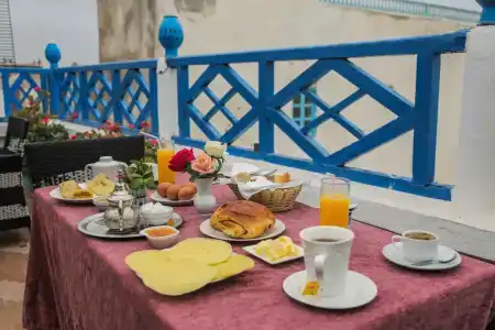 Riad Nakhla - 10