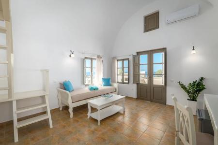 En Plo Boutique Suites Oia Santorini - 14