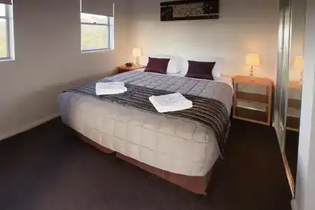 Charlestown Executive - 75