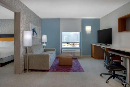 Home2 Suites By Hilton West - 38