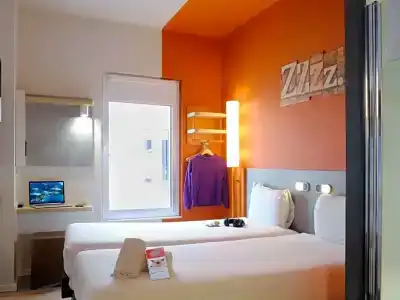 Ibis Budget Bilbao City - 30