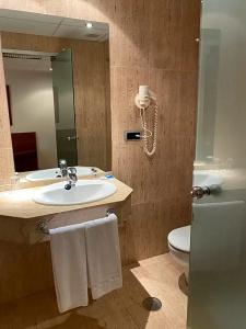 Duerming Longoria Plaza - 23