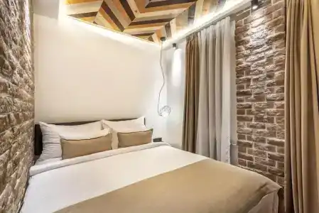 One Luxury Suites - 138