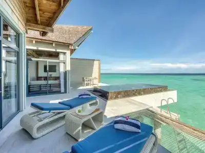 Mӧvenpick Resort Kuredhivaru Maldives - 24