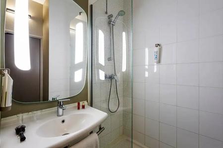 ibis Bordeaux Centre - Gare Saint-Jean - 66