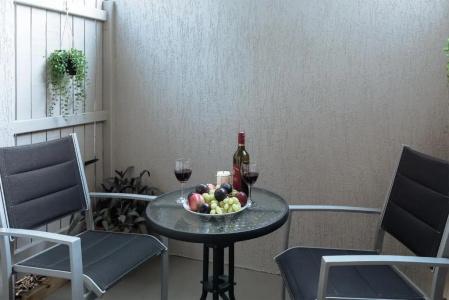 Benson Court - 11