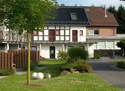 Gut Heckenhof & Golfresort An Der Sieg Gmbh & Co. Kg - 0