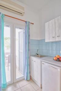 Pavlos Place - 157