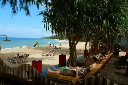 Lanta Castaway Beach Resort - 16