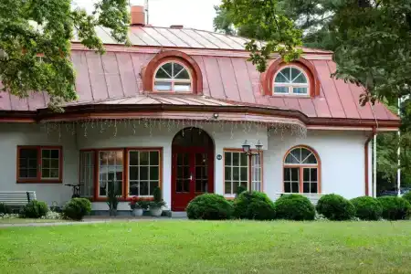 Saka Manor - 37
