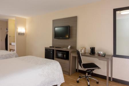 Red Roof Inn Plus+ Miami Airport - 34