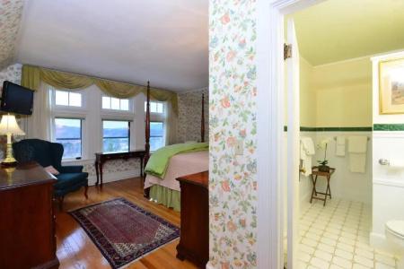 Wilburton Inn - 126