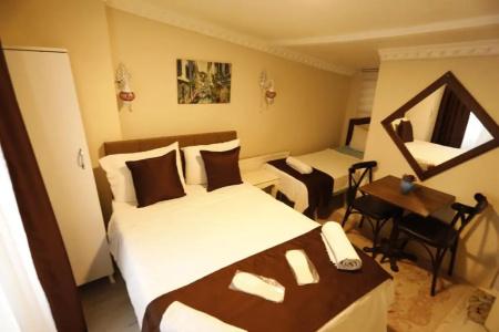Nezahat Sultan Apart - 90