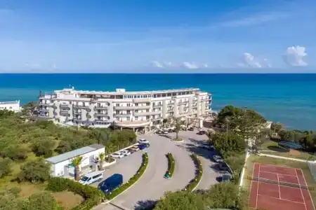 Carlton Riviera - 13