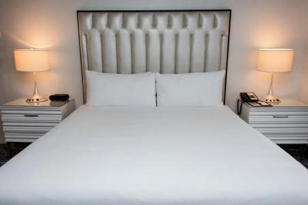 DoubleTree by Hilton - 3