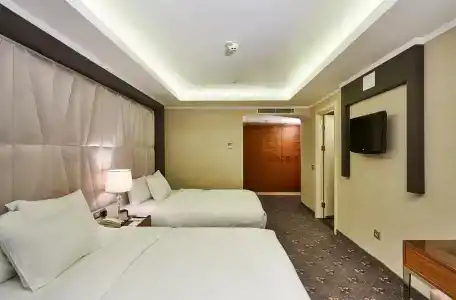 DoubleTree by Hilton Izmir - Alsancak - 40