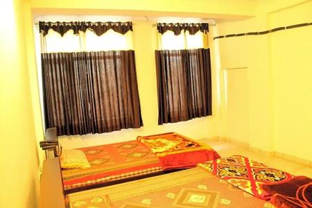 Chit Chat Palace - 26