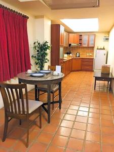 Nirvana Boutique Suites - 55