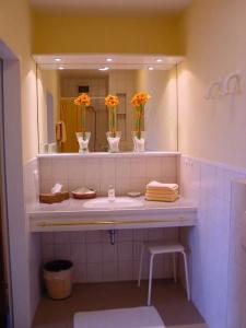 ApartChristine - 82
