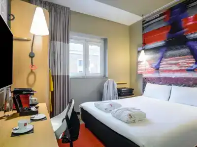 Ibis Milano Centro - 5