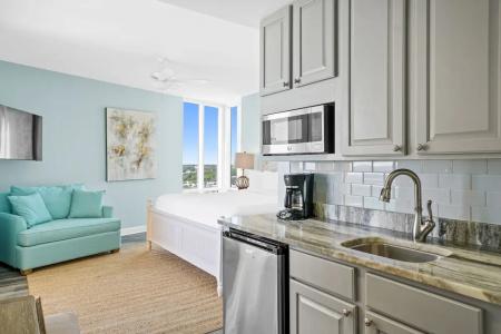 Splash Beach by Panhandle Getaways - 695