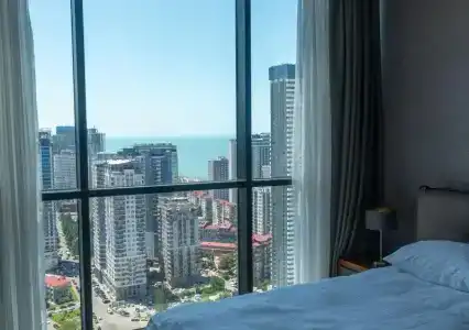 Season Suite Apart - 28