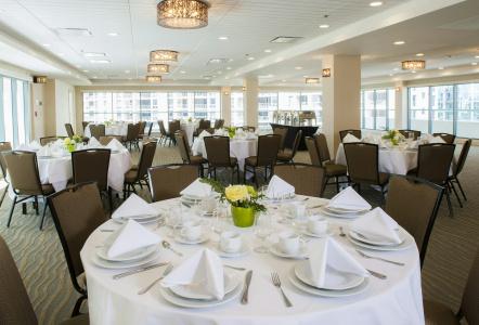 DoubleTree by Hilton Alana - Waikiki Beach - 28