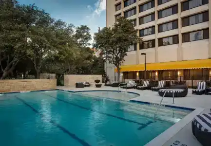 Dallas-Addison Marriott Quorum by the Galleria - 17