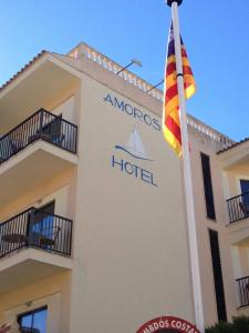 Amoros - 33