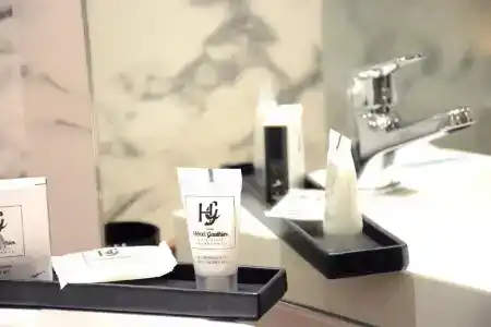 Boutique Gauthier - 110