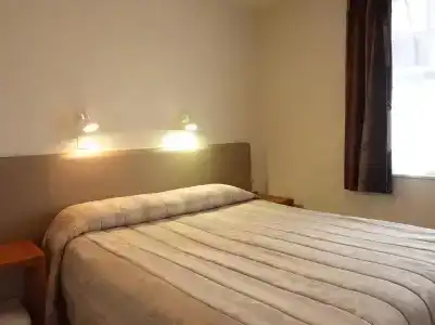 Colonial Inn - 5